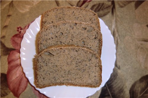 Wheat-buckwheat bread with poppy seeds, flax seeds, walnuts