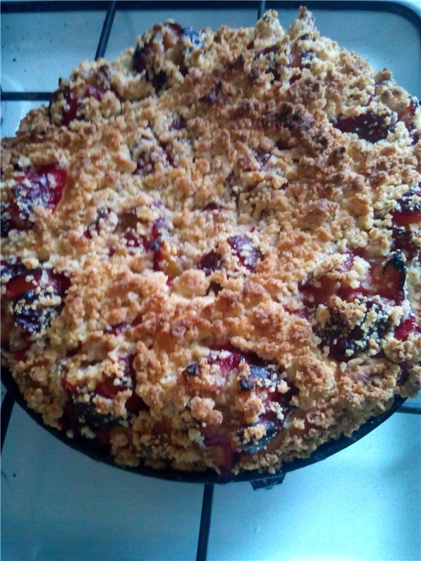 Plum Sprinkle Pie