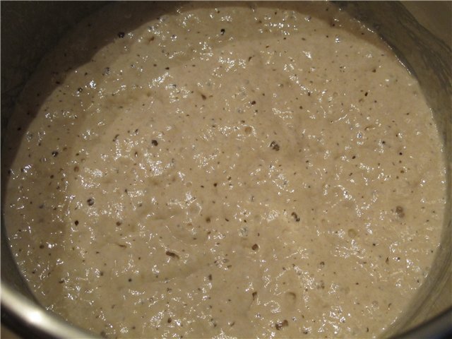 2 grade flour bread on two doughs (in the oven)