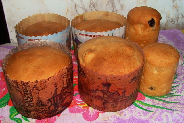 Kulich กับ Myasoedovskaya ในเตาอบ (เจ้านายชั้นสูง)