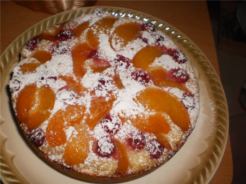 Torta di frutta in scatola e congelata