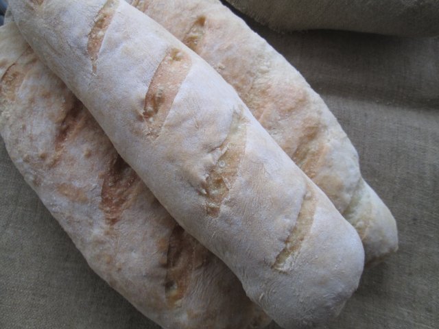 Stokbrood op oud deeg / Baguette de pate fermentee (oven)