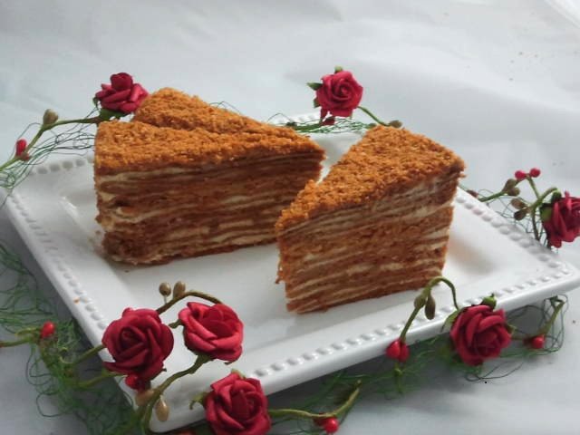 Winter honey cake