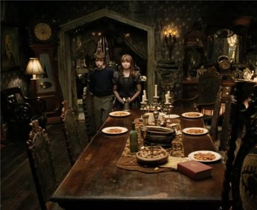 Paste cu sos Puttanesca din filmul "Lemony Snicket: 33 Nenorociri"