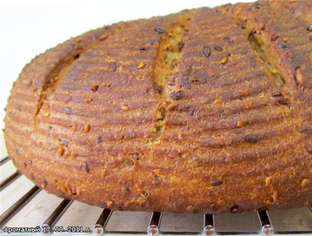 Pan aromático con masa madre de centeno al horno