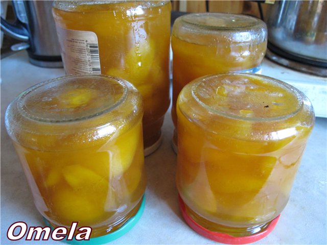 Apricot jam with cognac