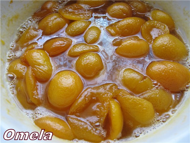 Marmellata di albicocche con cognac