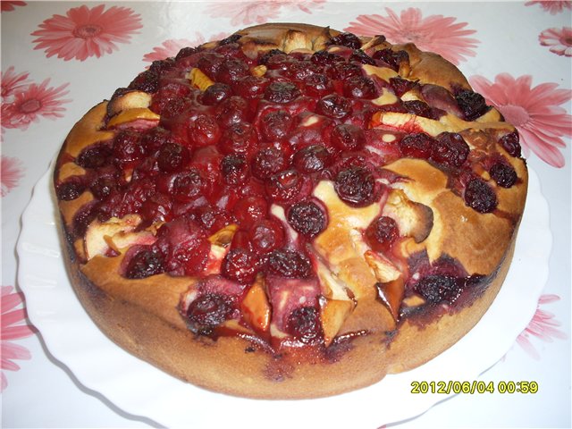 Torta di frutta in scatola e congelata