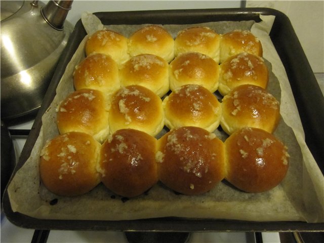 Pampushki met knoflook (voor borsch)