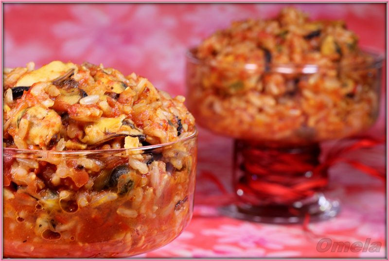 Arroz de tomate con mejillones