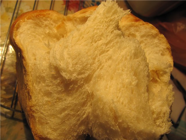 Lithuanian challah in the oven