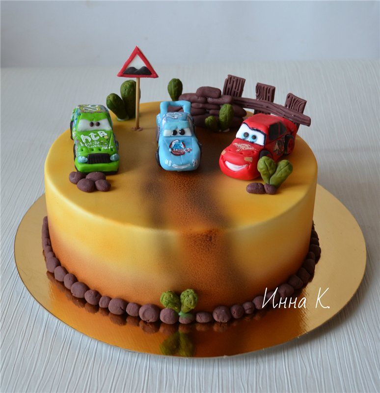 Cakes based on the cartoon Cars