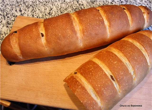 Pane al setaccio di senape secondo GOST nel forno