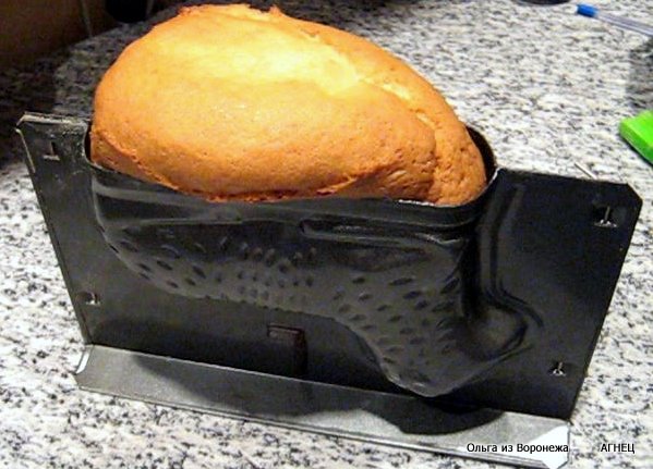 Kulich Lam in metalen vorm