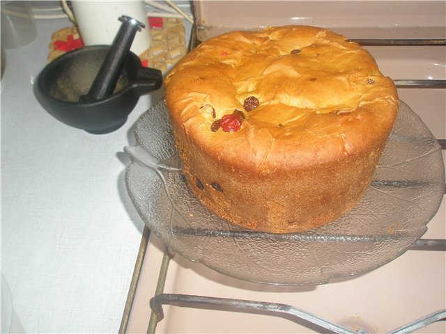 Kulich Delicious su tuorli (in una macchina per il pane)