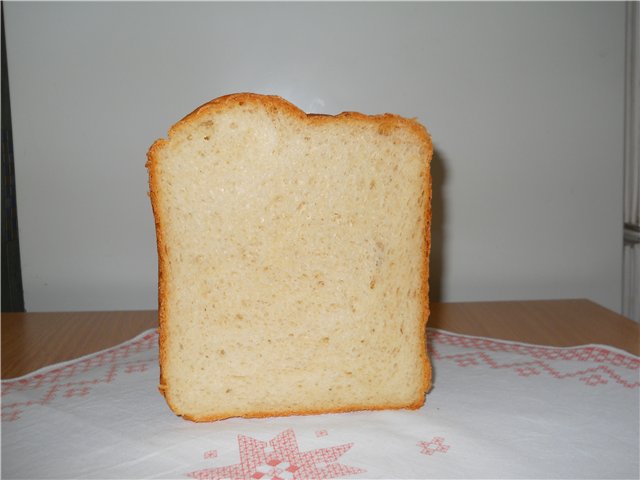 Pan de trigo con miel y requesón (panificadora)