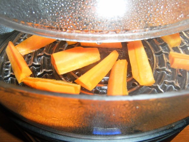 Carrot curds with orange syrup