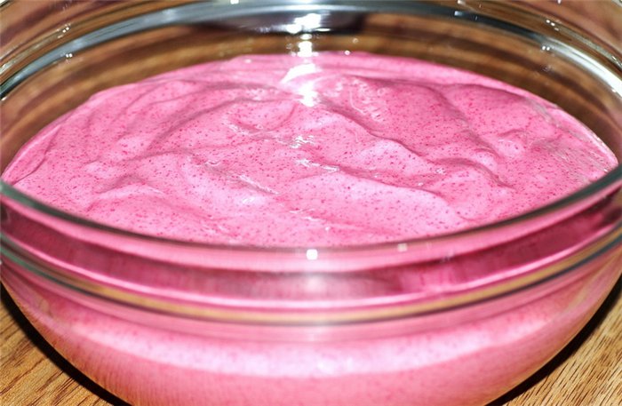 Cranberry mousse