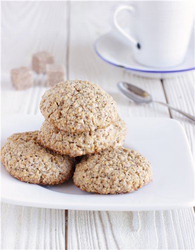 Biscuiti cu fulgi de ovaz cu cafea si coaja de lamaie