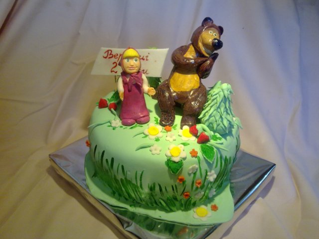 Taarten gebaseerd op de tekenfilm Masha and the Bear