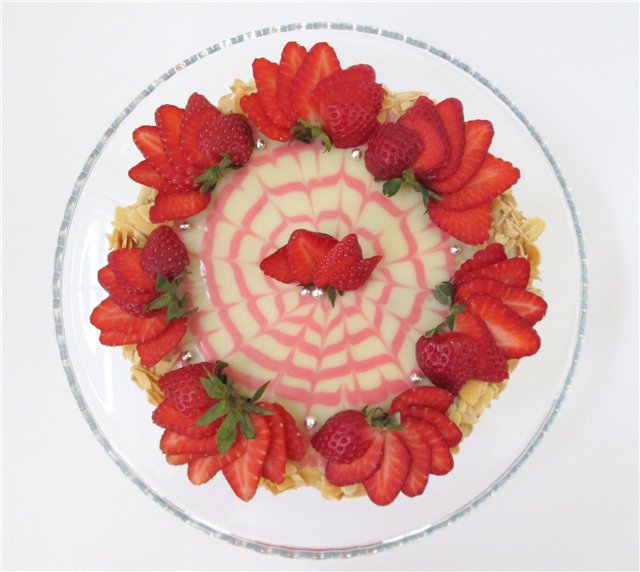 Tarta de fresas con champagne