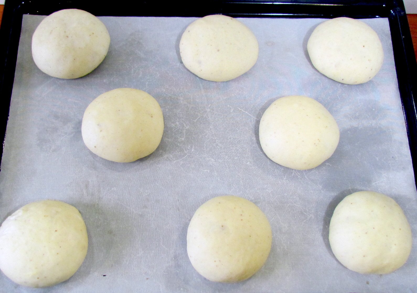 Bollos amb llavors de comí segons GOST (forn)