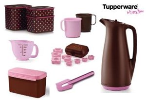 Tupperware จานพลาสติก - บทวิจารณ์