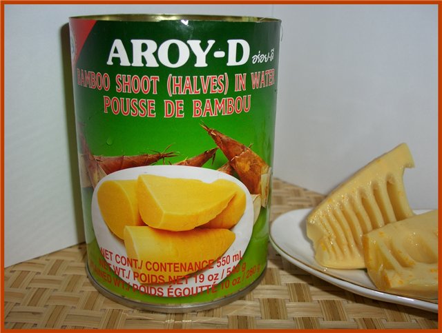 Amanida de brots de bambú