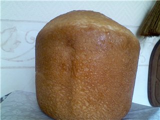 Wheat bread Mag-atas sa isang gumagawa ng tinapay