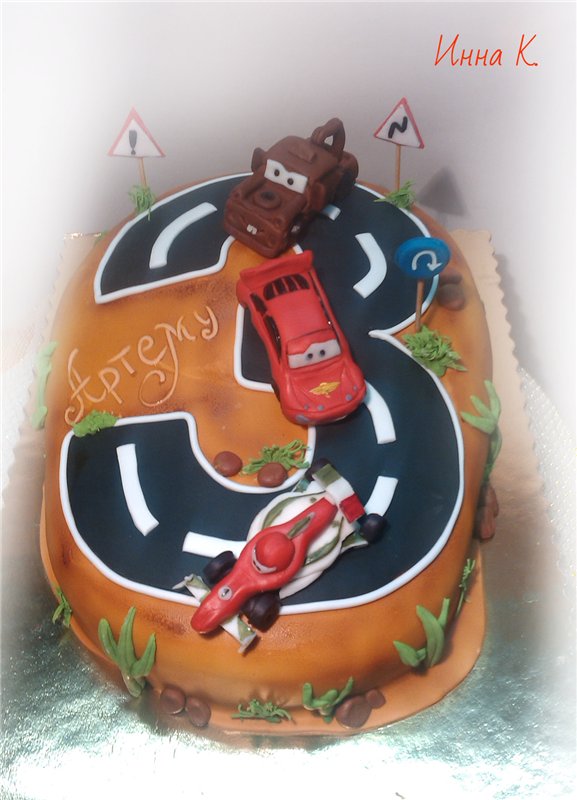 Cakes based on the cartoon Cars