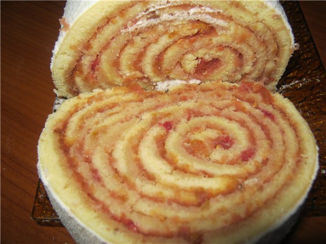 Rotolo di mele Bolo de Rolo