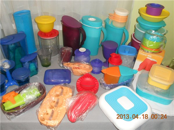 Tupperware จานพลาสติก - บทวิจารณ์