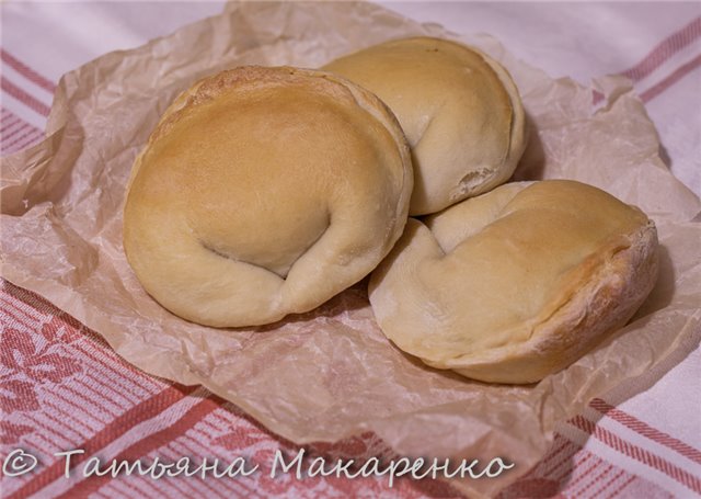 Tortellini di pane bread dumplings av Simili-søstrene