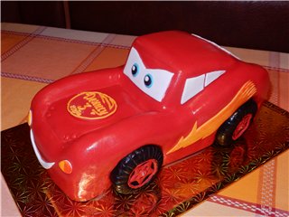 Cakes based on the cartoon Cars