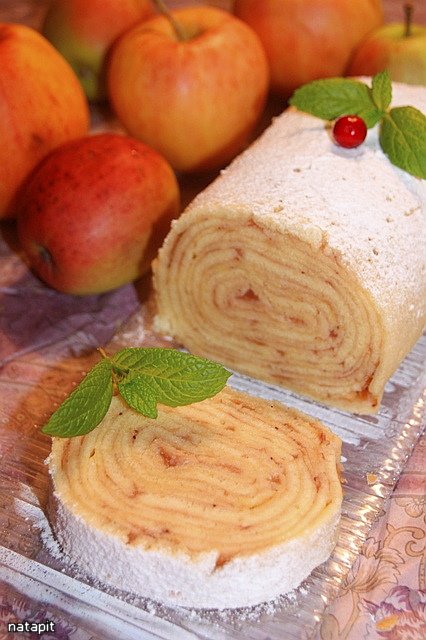 Rotolo di mele Bolo de Rolo