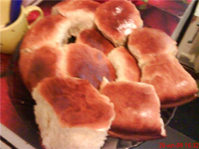 High-calorie buns (GOST recipe in a bread machine)