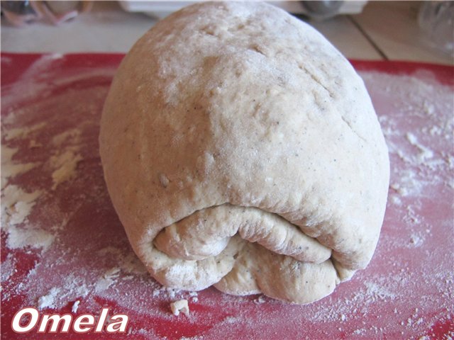 Pane alle mele preparato al forno (master class)