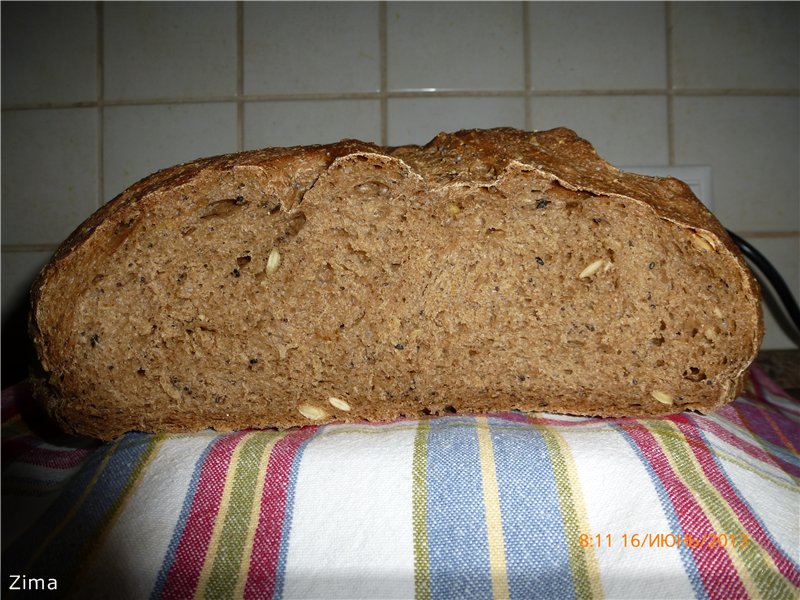 Hvet rugbrød Airy black (brødmaker)