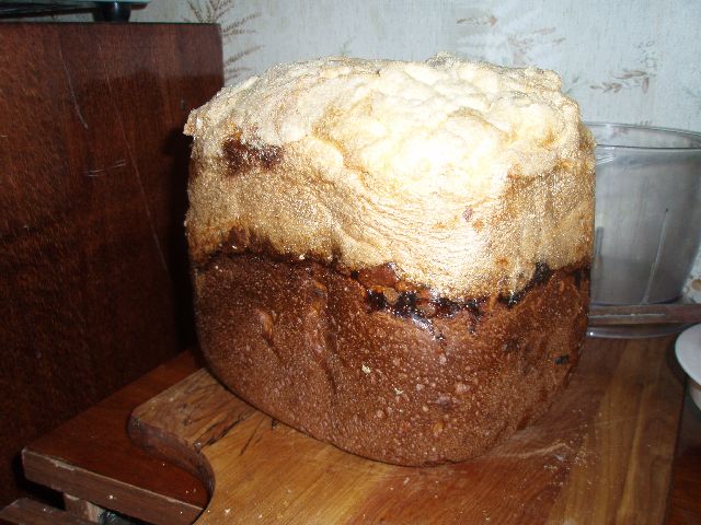 Torta Pokhlebkin e il suo adattamento a una macchina per il pane (master class)