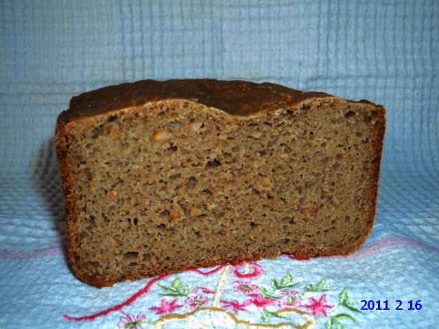 Sourdough rye bread in a bread maker