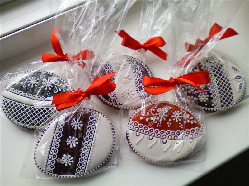 Decoramos galletas de jengibre, galletas