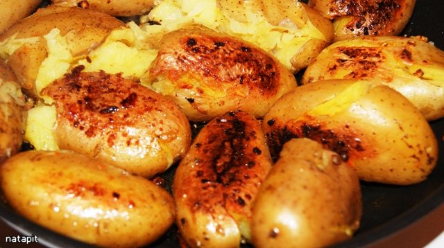 البطاطس المخبوزة (Pommes de terre fondantes)