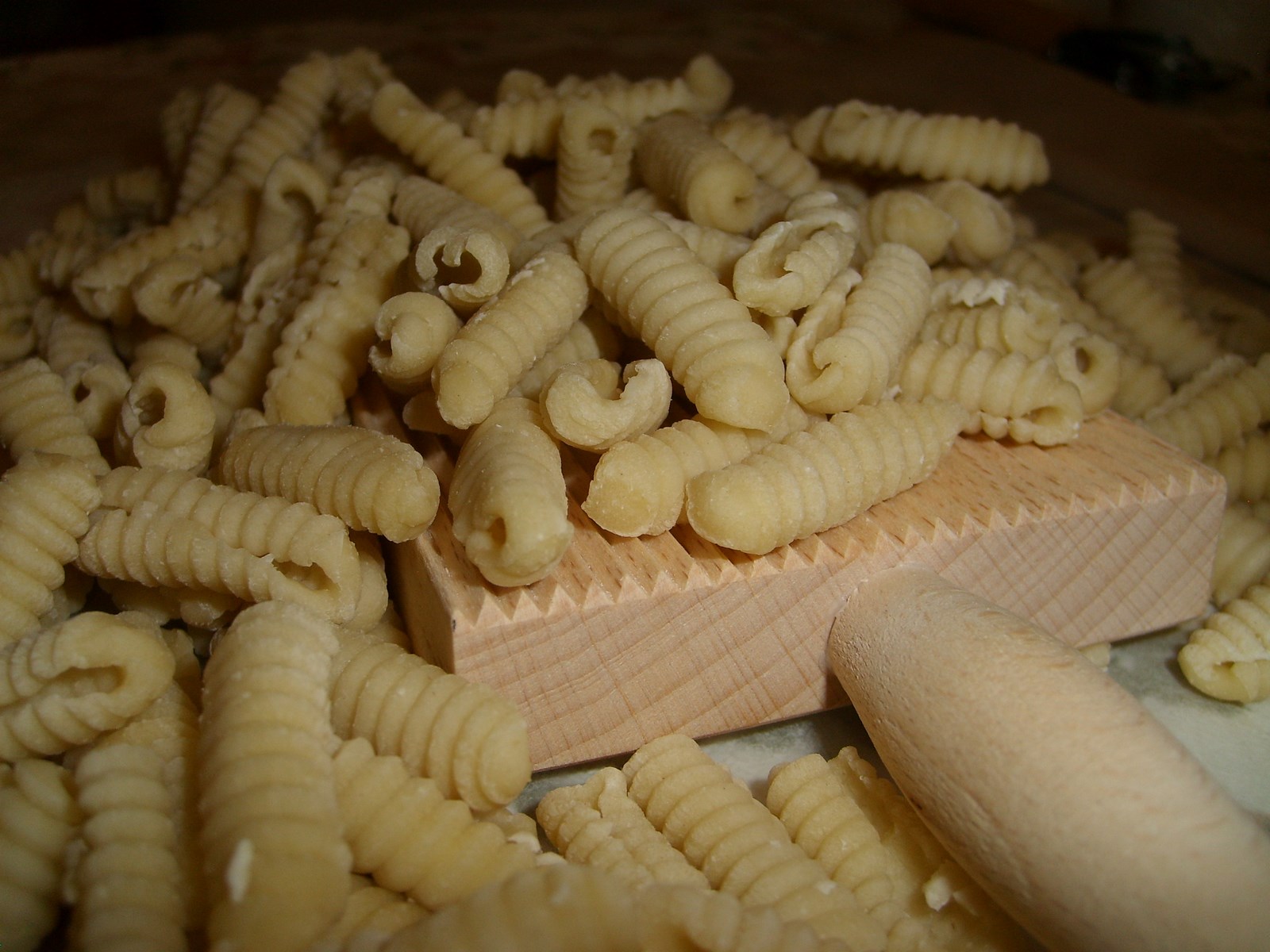 Tagliatelle fatte in casa, ravioli e tutto per prepararli