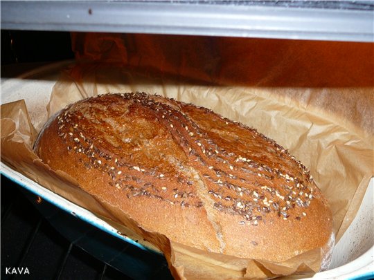 Impastare e cuocere il pane di segale di grano a lievitazione naturale (master class)