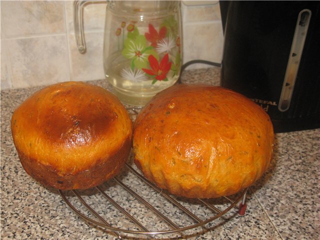 Italian bread with basil in a bread machine