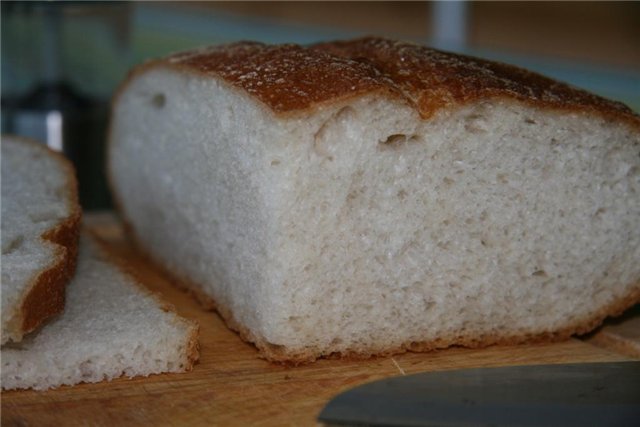 La pasta madre e il pane di Kalvel fatti con esso