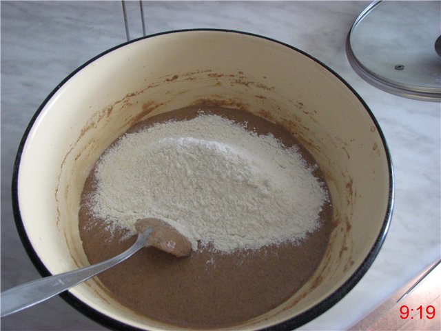 Rye sour bread with a bright taste of cumin and coriander (in aero grill)