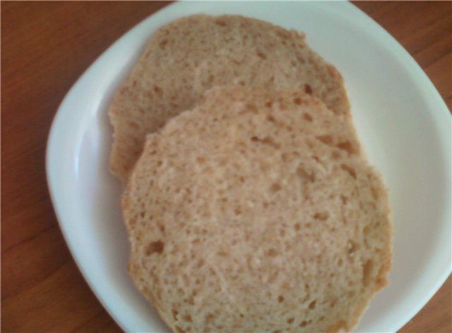 Multigrain wheat bread with fermented baked milk and whey (oven)