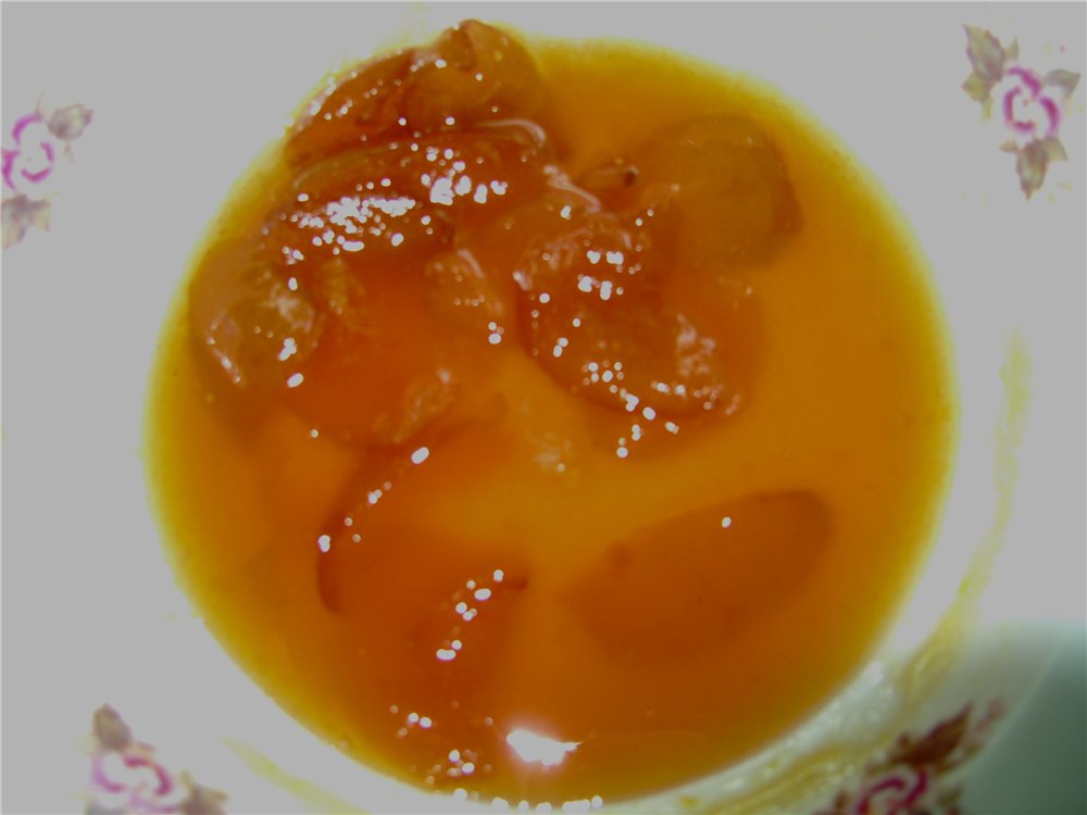 Apricot jam with cognac