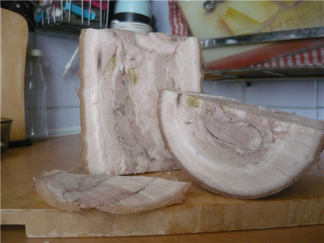 Homemade ham (collection of recipes for ham mills)